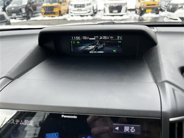 フォレスター プレミアム　ワンオーナー　純正８インチナビ　フルセグＴＶ　左サイド、バックカメラ　ドライブレコーダー　ハーフレザーシート　前席パワーシート　全席シートヒーター　ステアリングヒーター　クルーズコントロール（11枚目）