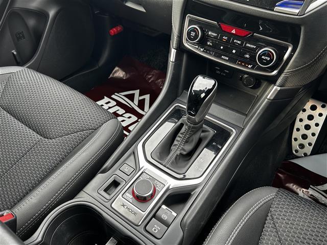 フォレスター プレミアム　ワンオーナー　純正８インチナビ　フルセグＴＶ　左サイド、バックカメラ　ドライブレコーダー　ハーフレザーシート　前席パワーシート　全席シートヒーター　ステアリングヒーター　クルーズコントロール（13枚目）