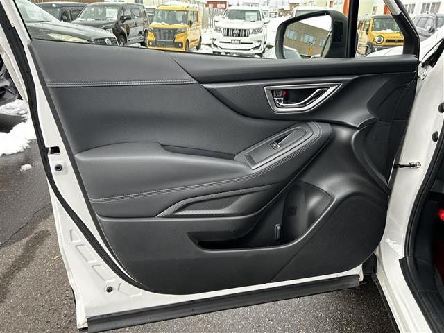 フォレスター プレミアム　ワンオーナー　純正８インチナビ　フルセグＴＶ　左サイド、バックカメラ　ドライブレコーダー　ハーフレザーシート　前席パワーシート　全席シートヒーター　ステアリングヒーター　クルーズコントロール（33枚目）