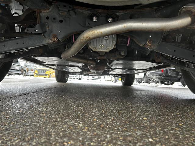 フォレスター プレミアム　ワンオーナー　純正８インチナビ　フルセグＴＶ　左サイド、バックカメラ　ドライブレコーダー　ハーフレザーシート　前席パワーシート　全席シートヒーター　ステアリングヒーター　クルーズコントロール（39枚目）