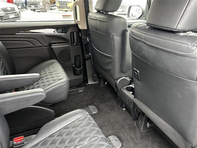 デリカＤ：５ ブラックエディション　アルパイン１１インチナビ　フリップダウンモニター　アラウンドビューモニター　フルセグ　黒革シート　前席シートヒーター　ステアリングヒーター　両側パワースライドドア　パワーバックドア　コーナーセンサー（23枚目）