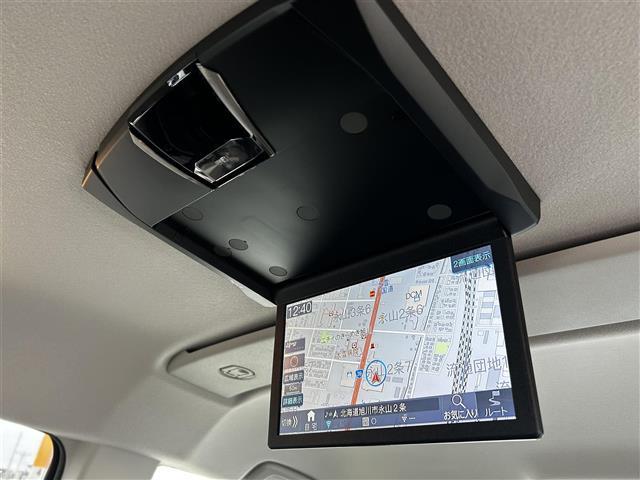 デリカＤ：５ ブラックエディション　アルパイン１１インチナビ　フリップダウンモニター　アラウンドビューモニター　フルセグ　黒革シート　前席シートヒーター　ステアリングヒーター　両側パワースライドドア　パワーバックドア　コーナーセンサー（30枚目）