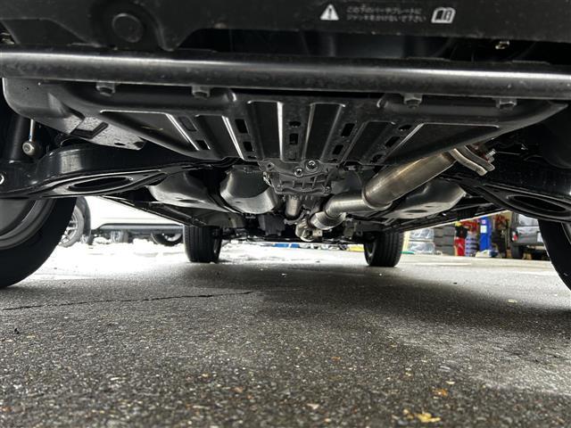 デリカＤ：５ ブラックエディション　アルパイン１１インチナビ　フリップダウンモニター　アラウンドビューモニター　フルセグ　黒革シート　前席シートヒーター　ステアリングヒーター　両側パワースライドドア　パワーバックドア　コーナーセンサー（39枚目）