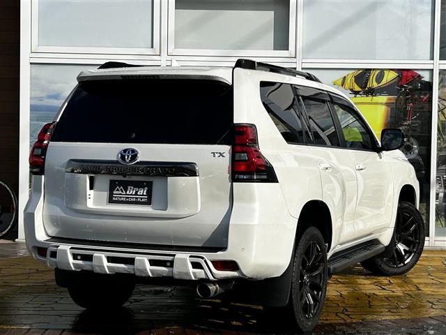 ランドクルーザープラド ＴＸ　Ｌパッケージ・ブラックエディション　メーカーオプションナビ　全方位カメラ　フルセグＴＶ　マルチテレインモニター　サンルーフ　アドミレイションエアロ（前後）　ＲＡＹＳ２０インチアルミホイール　コーナーセンサー　デジタルインナーミラー（8枚目）