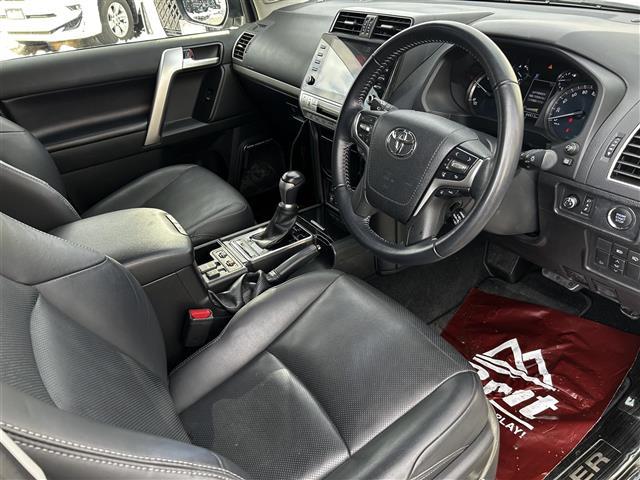 ランドクルーザープラド ＴＸ　Ｌパッケージ・ブラックエディション　メーカーオプションナビ　全方位カメラ　フルセグＴＶ　マルチテレインモニター　サンルーフ　アドミレイションエアロ（前後）　ＲＡＹＳ２０インチアルミホイール　コーナーセンサー　デジタルインナーミラー（18枚目）