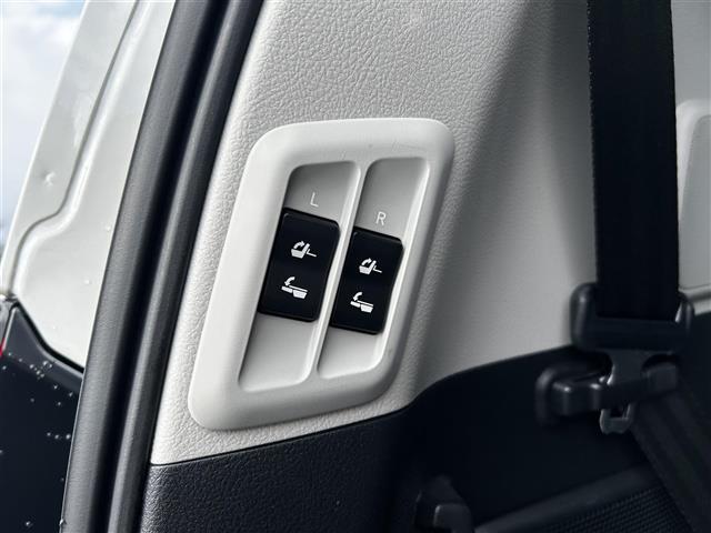 ランドクルーザープラド ＴＸ　Ｌパッケージ・ブラックエディション　メーカーオプションナビ　全方位カメラ　フルセグＴＶ　マルチテレインモニター　サンルーフ　アドミレイションエアロ（前後）　ＲＡＹＳ２０インチアルミホイール　コーナーセンサー　デジタルインナーミラー（31枚目）