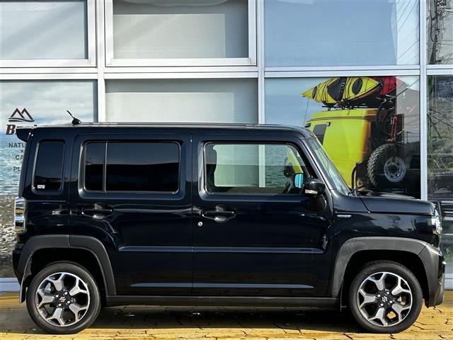 ハスラー ハイブリッドＸターボ　純正メーカーナビ　フルセグＴＶ　全方位カメラ　クルーズコントロール　前席シートヒーター　アイドリングストップ　パドルシフト　ＬＥＤヘッドライト　ＬＥＤフォグランプ　プッシュスタート　スマートキー（4枚目）