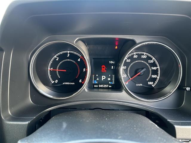 デリカＤ：５ Ｄ　プレミアム　純正ナビゲーション　ロックフォードサウンドシステム　フルセグＴＶ　フロント、左サイド、バックカメラ　両側パワースライドドア　パワーバックドア　前席シートヒーター　運転席パワーシート　ドライブレコーダー（17枚目）