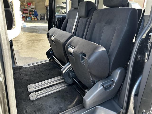 デリカＤ：５ Ｄ　プレミアム　純正ナビゲーション　ロックフォードサウンドシステム　フルセグＴＶ　フロント、左サイド、バックカメラ　両側パワースライドドア　パワーバックドア　前席シートヒーター　運転席パワーシート　ドライブレコーダー（29枚目）