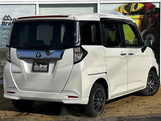 ルーミー カスタムＧ　純正ディスプレィオーディオ　全方位カメラ　フルセグＴＶ（走行中視聴可能）　両側パワースライドドア　クルーズコントロール　前席シートヒーター　ドライブレコーダー　コーナーセンサー　純正エンジンスターター（8枚目）