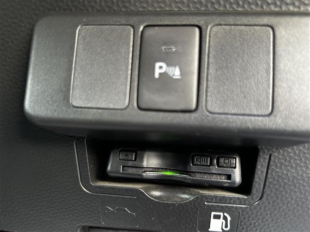 ルーミー カスタムＧ　純正ディスプレィオーディオ　全方位カメラ　フルセグＴＶ（走行中視聴可能）　両側パワースライドドア　クルーズコントロール　前席シートヒーター　ドライブレコーダー　コーナーセンサー　純正エンジンスターター（20枚目）