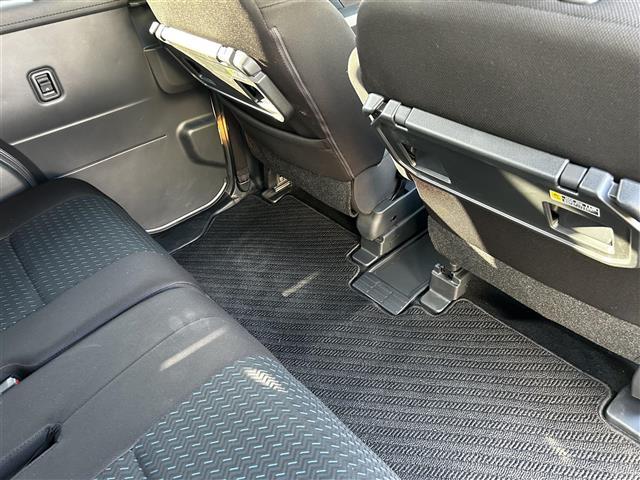 ルーミー カスタムＧ　純正ディスプレィオーディオ　全方位カメラ　フルセグＴＶ（走行中視聴可能）　両側パワースライドドア　クルーズコントロール　前席シートヒーター　ドライブレコーダー　コーナーセンサー　純正エンジンスターター（25枚目）