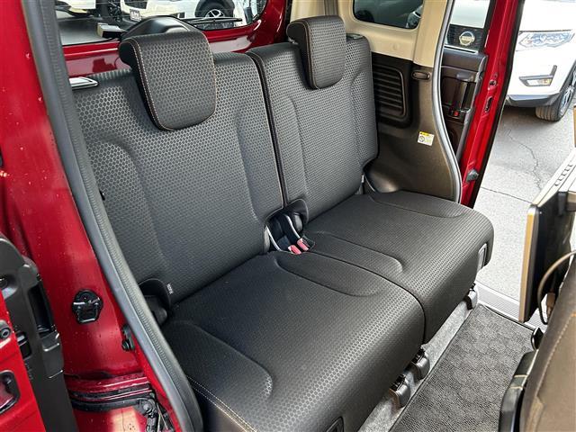 スペーシアギア ハイブリッドＸＺ　ターボ　カロッツェリア８インチナビ　全方位カメラ　フルセグＴＶ　左右リア席モニター　両側電動スライドドア　前席シートヒーター　ヘッドアップディスプレイ　クルーズコントロール　ドライブレコーダー（25枚目）