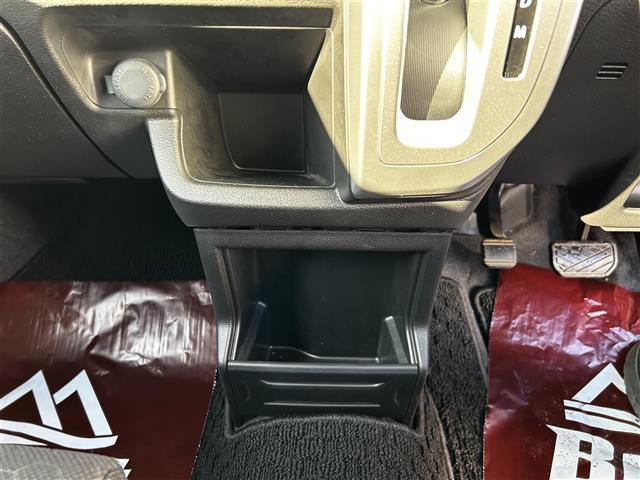 見積もり作成はもちろん、傷情報等の問い合わせはすべて無料です！！ご検討されているのであれば、まず００７８−６０４４−２８４５までお電話を！！お客様のご要望にそった正確なお見積もりを作成致します。