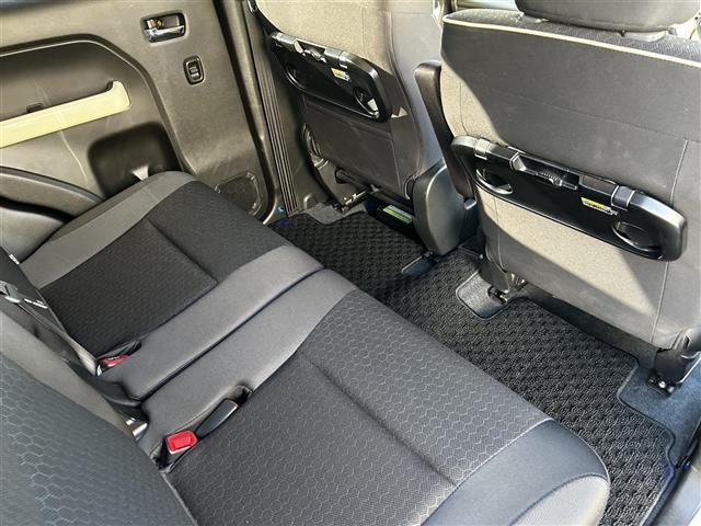 見積もり作成はもちろん、傷情報等の問い合わせはすべて無料です！！ご検討されているのであれば、まず００７８−６０４４−２８４５までお電話を！！お客様のご要望にそった正確なお見積もりを作成致します。