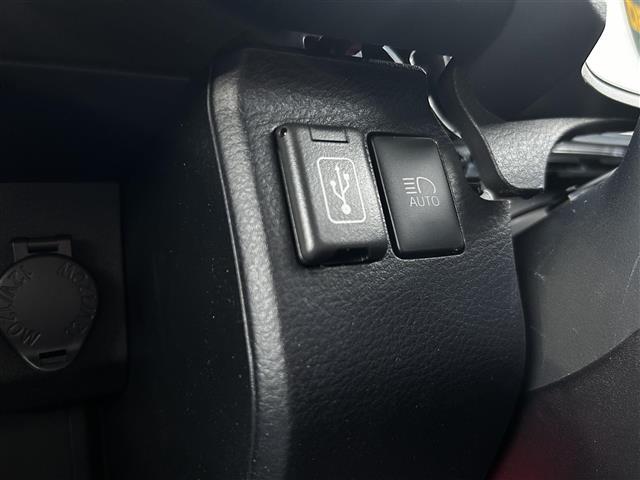 プロボックス Ｆ　純正ナビ　バックカメラ　フルセグＴＶ　プライバシーガラス　電動格納ドアミラー　アクセサリーコンセント　寒冷地仕様　充電用ＵＳＢ　キーレス　ＥＴＣ（15枚目）