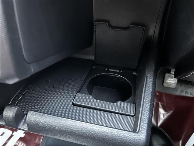 プロボックス Ｆ　純正ナビ　バックカメラ　フルセグＴＶ　プライバシーガラス　電動格納ドアミラー　アクセサリーコンセント　寒冷地仕様　充電用ＵＳＢ　キーレス　ＥＴＣ（22枚目）