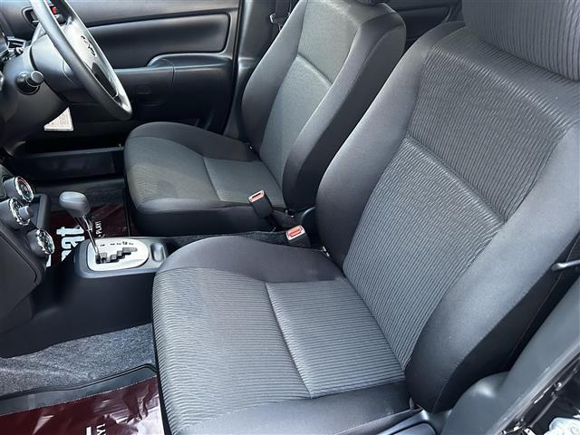 プロボックス Ｆ　純正ナビ　バックカメラ　フルセグＴＶ　プライバシーガラス　電動格納ドアミラー　アクセサリーコンセント　寒冷地仕様　充電用ＵＳＢ　キーレス　ＥＴＣ（26枚目）