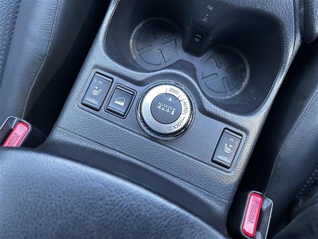 エクストレイル 20Xt エマージェンシーブレーキパッケージ 純正ナビ アラウンドビューモニター フルセグTV 前席シートヒーター パワーバックドア コーナーセンサー プッシュスタート スマートキー ETC(15枚目)