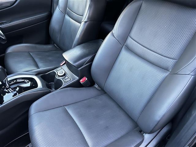 エクストレイル 20Xt エマージェンシーブレーキパッケージ 純正ナビ アラウンドビューモニター フルセグTV 前席シートヒーター パワーバックドア コーナーセンサー プッシュスタート スマートキー ETC(23枚目)