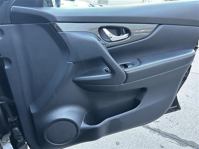 エクストレイル 20Xt エマージェンシーブレーキパッケージ 純正ナビ アラウンドビューモニター フルセグTV 前席シートヒーター パワーバックドア コーナーセンサー プッシュスタート スマートキー ETC(31枚目)