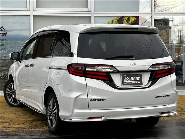 オデッセイ アブソルート・ホンダセンシング　ワンオーナー　純正９インチプレミアムインターナビ　バックカメラ　フルセグＴＶ　フリップダウンモニター　両側パワースライドドア　運転席パワーシート　純正エンジンスターター（6枚目）