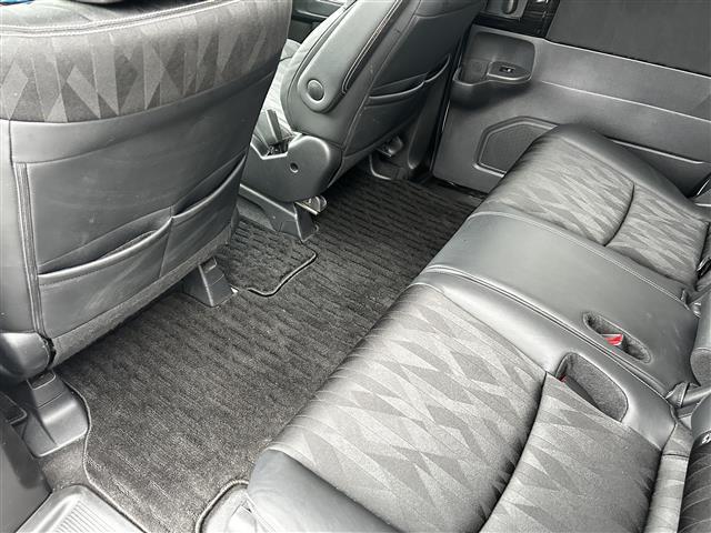 オデッセイ アブソルート・ホンダセンシング　ワンオーナー　純正９インチプレミアムインターナビ　バックカメラ　フルセグＴＶ　フリップダウンモニター　両側パワースライドドア　運転席パワーシート　純正エンジンスターター（27枚目）