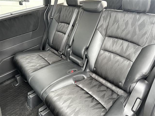 オデッセイ アブソルート・ホンダセンシング　ワンオーナー　純正９インチプレミアムインターナビ　バックカメラ　フルセグＴＶ　フリップダウンモニター　両側パワースライドドア　運転席パワーシート　純正エンジンスターター（28枚目）