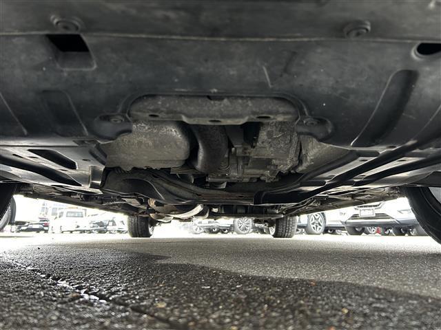 オデッセイ アブソルート・ホンダセンシング　ワンオーナー　純正９インチプレミアムインターナビ　バックカメラ　フルセグＴＶ　フリップダウンモニター　両側パワースライドドア　運転席パワーシート　純正エンジンスターター（39枚目）