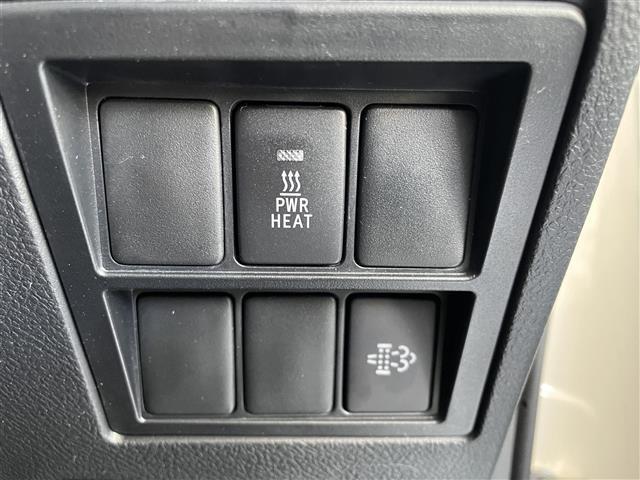 ハイラックス Ｚ　ブラックラリーエディション　ワンオーナーブラックラリーＥＤ専用　１８ｉｎＡＷ（ブラック塗装）＋ホワイトレタータイヤ　ＲＥＶＯトノカバー　ＲＥＶＯドアバイザー　純正ディーラーオプションメモリナビ　フルセグＴＶ　バックカメラ（25枚目）