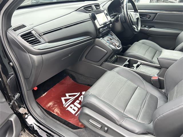 ＣＲ－Ｖハイブリッド ｅ：ＨＥＶ　ＥＸ・ブラックエディション　ホンダ純正ナビ　バックカメラ　フルセグＴＶ　電動パノラミックサンルーフ　ハンズフリーアクセスパワーテールゲート　レザーシート　前席パワーシート　全席シートヒーター　ステアリングヒーター　ＥＴＣ２．０（25枚目）