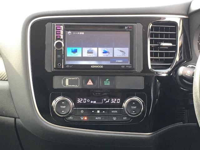 24Gセーフティパッケージ 4WD 7人乗 ケンウッドSDナビ 先行車追従オートクルーズコントロール HIDヘッドライト フォグランプ ステイアリングスイッチ アイドリングストップ パドルシフト ETC 純正エンジンスターター(20枚目)