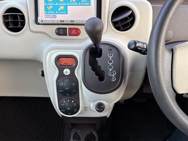 スペイド Ｆ　４ＷＤ　スマートキー　Ｅ／ｇスターター　社外ＨＤＤナビＴＶ　片側パワースライドドア　ＬＥＤヘッドライト　寒冷地仕様（11枚目）