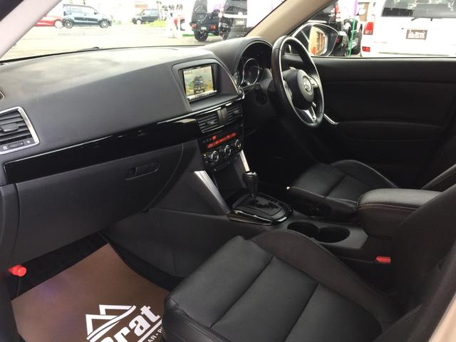 XD Lパッケージ 4WD ディーゼルターボ 黒レザーシート(19枚目)