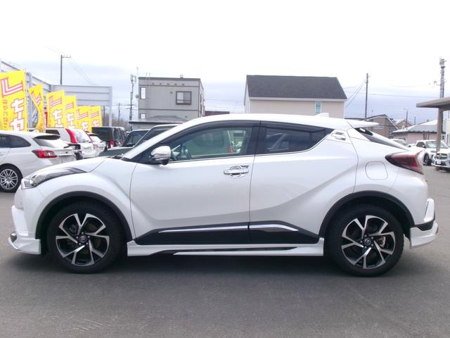 Ｃ－ＨＲ Ｇ－Ｔ　４ＷＤ　純正エンジンスターター　シートヒーター　寒冷地仕様　オートハイビーム　モデリスタエアロ　アルミホイール　オートクルーズコントロール　ＥＴＣ　純正ナビＴＶ　バックモニター（6枚目）