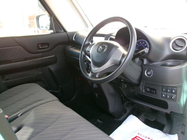 フレアワゴン ＸＳ　４ＷＤ　衝突被害軽減ブレーキ　純正エンジンスターター　車線逸脱警報　クリアランスソナー　両側パワースライド　プッシュスタート　横滑り防止装置　シートヒーター　バックカメラ　スマートキー　ＥＴＣ（11枚目）