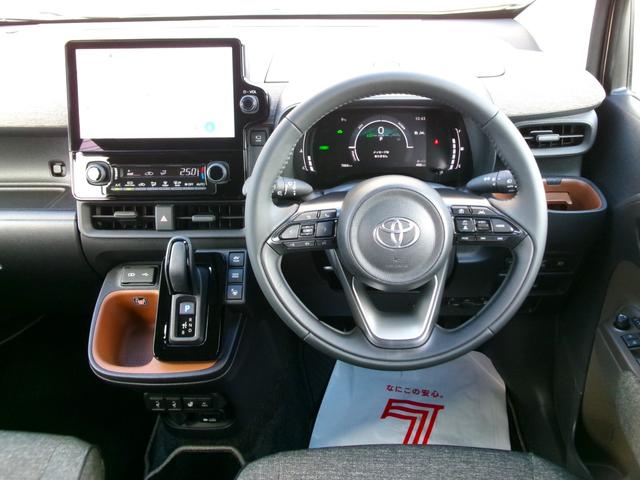 シエンタ ハイブリッドＺ　４ＷＤ　衝突被害軽減ブレーキ　寒冷地仕様　オートハイビーム　横滑り防止装置　ブラインドスポットモニタ　パノラミックビューモニター　クルコン　シートヒーター　ステアリングヒーター　パーキングアシスト（13枚目）