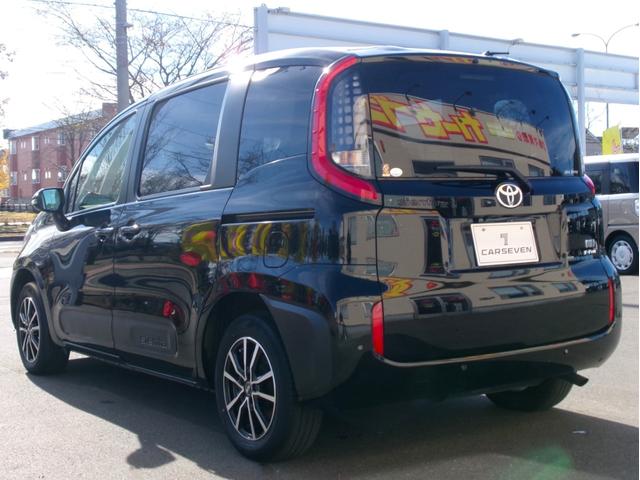 シエンタ ハイブリッドＺ　４ＷＤ　衝突被害軽減ブレーキ　オートクルーズコントロール　寒冷地仕様　パノラミックビューモニター　ブラインドスポットモニター　オートハイビーム　横滑り防止装置　ＵＳＢ－Ｃ　スペアキー　ＥＴＣ（7枚目）