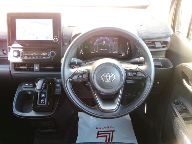 シエンタ ハイブリッドＺ　４ＷＤ　衝突被害軽減ブレーキ　オートクルーズコントロール　寒冷地仕様　パノラミックビューモニター　ブラインドスポットモニター　オートハイビーム　横滑り防止装置　ＵＳＢ－Ｃ　スペアキー　ＥＴＣ（19枚目）