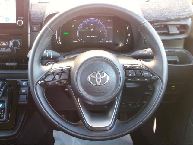 シエンタ ハイブリッドＺ　４ＷＤ　衝突被害軽減ブレーキ　オートクルーズコントロール　寒冷地仕様　パノラミックビューモニター　ブラインドスポットモニター　オートハイビーム　横滑り防止装置　ＵＳＢ－Ｃ　スペアキー　ＥＴＣ（20枚目）