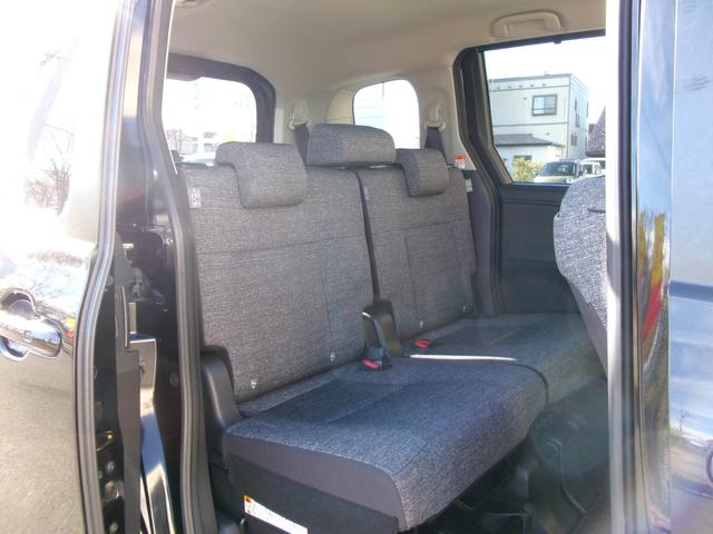 シエンタ ハイブリッドＺ　４ＷＤ　衝突被害軽減ブレーキ　オートクルーズコントロール　寒冷地仕様　パノラミックビューモニター　ブラインドスポットモニター　オートハイビーム　横滑り防止装置　ＵＳＢ－Ｃ　スペアキー　ＥＴＣ（30枚目）