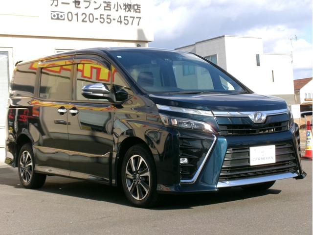 ヴォクシー ＺＳ　煌　４ＷＤ　衝突被害軽減ブレーキ　純正エンジンスターター　レーン逸脱警報　クルーズコントロール　横滑り防止装置　寒冷地仕様　オートハイビーム　両側パワースライドドア　ＥＴＣ　アイドリングストップ　スペアキ（2枚目）