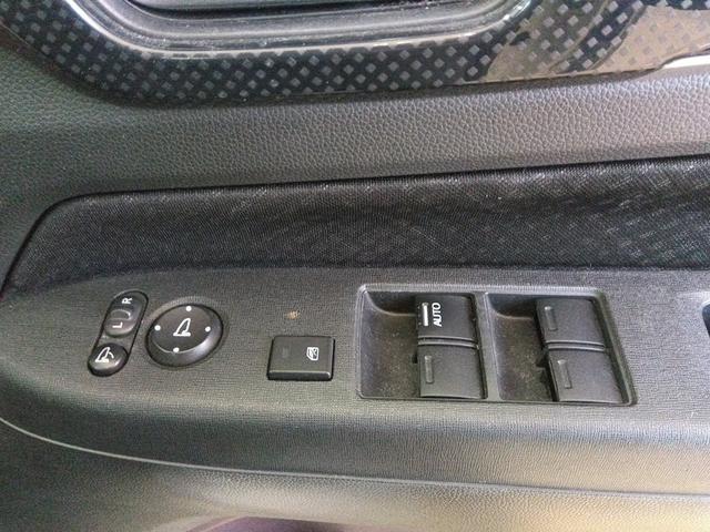 Ｎ－ＷＧＮカスタム Ｇ・Ａパッケージ　４ＷＤ　衝突軽減ブレーキ　バックカメラ　ドライブレコーダー　社外ナビＴＶ　スマートキー　ミラーヒーター　アイドリングストップ　横滑り防止装置　ＡＢＳ　サイドエアバッグ　カーテンエアバッグ（32枚目）