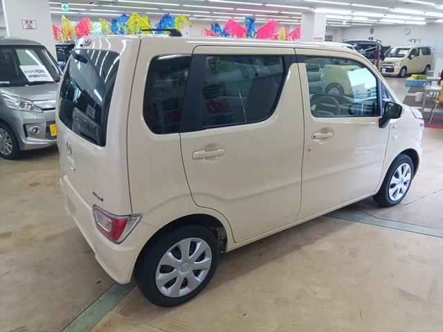 フレア ハイブリッドＸＧ　４ＷＤ　衝突軽減ブレーキ　Ｂｌｕｅｔｏｏｔｈ　バックカメラ　ドライブレコーダー　ＥＴＣ　シート・ミラーヒーター　Ｗ・サイド・カーテンエアバッグ　誤発進抑制装置　横滑り防止装置　アイドリングストップ（3枚目）