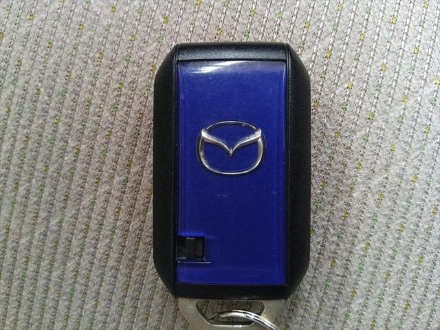 フレア ハイブリッドＸＧ　４ＷＤ　衝突軽減ブレーキ　Ｂｌｕｅｔｏｏｔｈ　バックカメラ　ドライブレコーダー　ＥＴＣ　シート・ミラーヒーター　Ｗ・サイド・カーテンエアバッグ　誤発進抑制装置　横滑り防止装置　アイドリングストップ（17枚目）