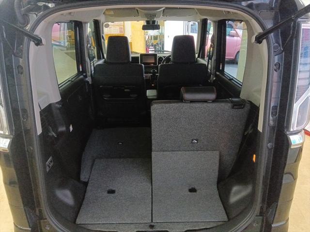 スペーシアカスタム ハイブリッドXS 4WD 衝突軽減ブレーキ Bluetooth 社外ナビTV 両側パワースライドドア シート・ミラーヒーター 誤発進抑制装置 横滑り防止装置 W・サイドエアバッグ ABS スマートキー プッシュスタート(12枚目)