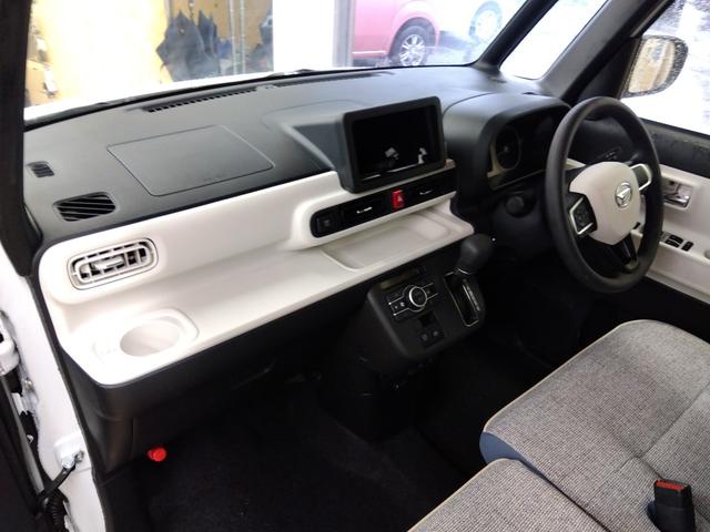 ムーヴキャンバス ストライプスG 4WD 衝突軽減ブレーキ 両側パワースライドドア シートヒーター ミラーヒーター スマートキー アイドリングストップ LEDヘッドライト ABS 誤発進抑制装置 横滑り防止装置(11枚目)