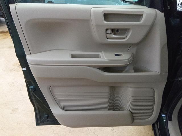 Ｎ－ＢＯＸ Ｇ　４ＷＤ　Ｂｌｕｅｔｏｏｔｈ　ドラレコ　社外ナビＴＶ　ＥＴＣ　シート・ドアミラーヒーター　禁煙車　ＬＥＤヘッドライト　横滑り防止装置　パワステ　Ｗエアバック　ＣＤ　アイドリングストップ　スマートキー（12枚目）