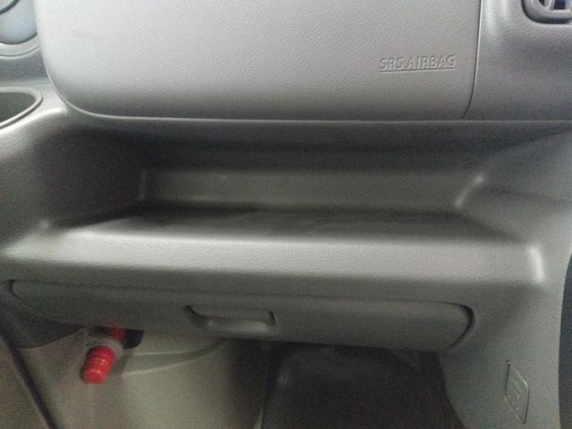 エブリイ 　届出済未使用車　４ＷＤ　衝突軽減ブレーキ　シートヒーター　ミラーヒーター　キーレス　アイドリングストップ　ＬＥＤヘッドライト　誤発進抑制装置　横滑り防止装置　ＡＢＳ　フル装備　Ｗエアバッグ（29枚目）