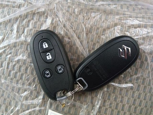 エブリイワゴン ＰＺターボスペシャル　ハイルーフ　届出済未使用車　４ＷＤ　衝突軽減ブレーキ　両側パワースライドドア　スマートキー　アイドリングストップ　シートヒーター　ミラーヒーター　純正アルミホイール　誤発進抑制装置　横滑り防止装置（17枚目）